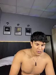 Leo_Savage_ webcam stripchat model stream image