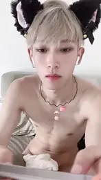 BYO6 webcam stripchat model stream image