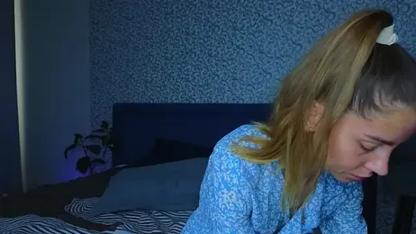 Kristi_Wolf webcam stripchat model stream image