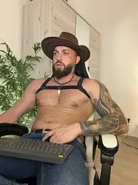 LustyMike_ webcam stripchat model stream image