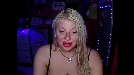 theblondiebunnii webcam stripchat model stream image