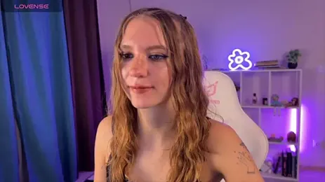 KellySunn webcam stripchat model stream image