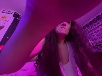 saralaw22 webcam stripchat model stream image