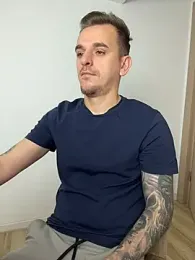 Huge_cock22cm webcam stripchat model stream image