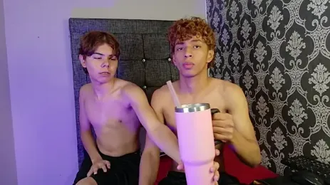 immagine stream di Boys_Curlys_