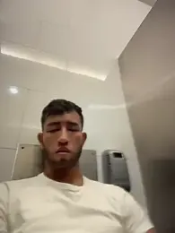liam_bronw webcam stripchat model stream image