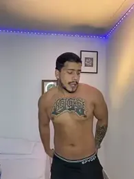 DeimonOficial webcam stripchat model stream image