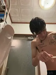Immagine dello stream di kshu420 su Stripchat