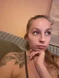immagine stream di Mrs_Mr_007