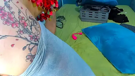 RedAssHottie webcam stripchat model stream image