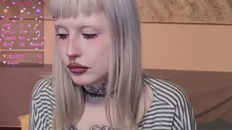 MilkMeSoftly webcam stripchat model stream image