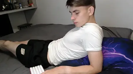 Student_Oliver webcam stripchat model stream image