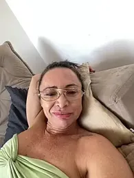 BurryEarmark webcam stripchat model stream image