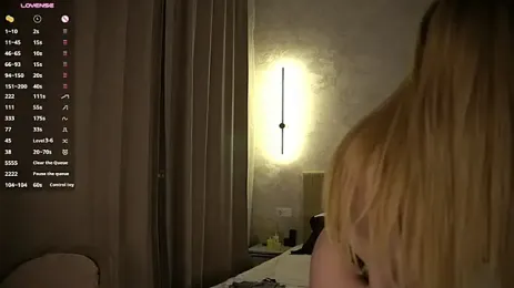 RaiArgand webcam stripchat model stream image