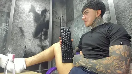 Gury_tattoo webcam stripchat model stream image