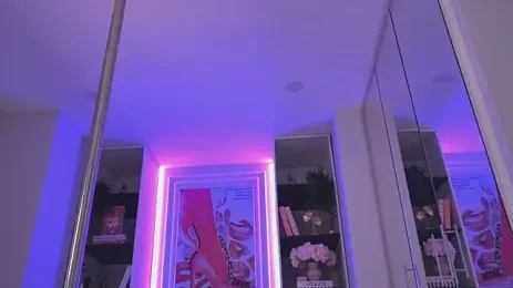AriWild webcam stripchat model stream image