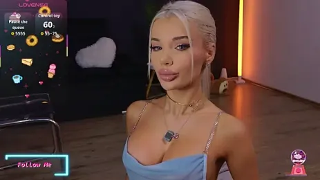 CelyneMay webcam stripchat model stream image