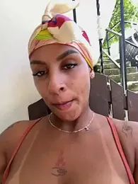 julixxx22 webcam stripchat model stream image