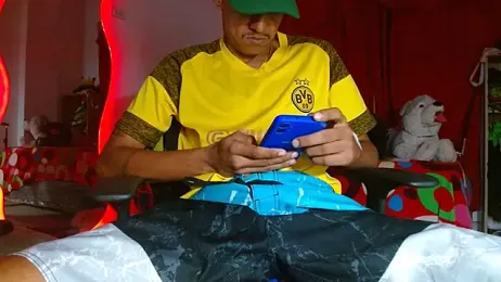Immagine dello stream di skinny23cm su Stripchat